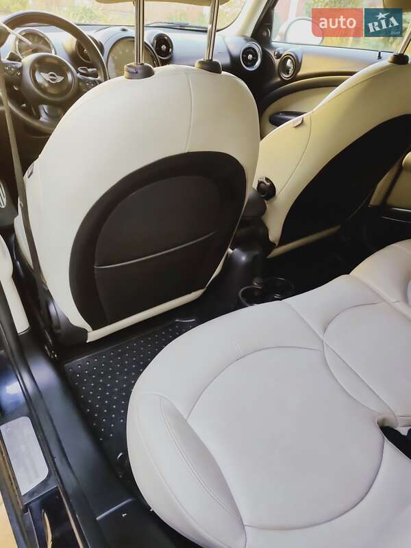 Внедорожник / Кроссовер MINI Countryman 2015 в Львове фото 13 Внедорожник / Кроссовер MINI Countryman 2015 в Львове