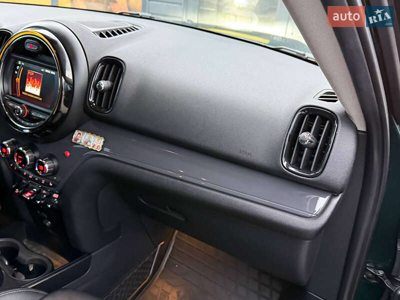 Хетчбек MINI Countryman 2018 в Стрию фото 31 Хетчбек MINI Countryman 2018 в Стрию