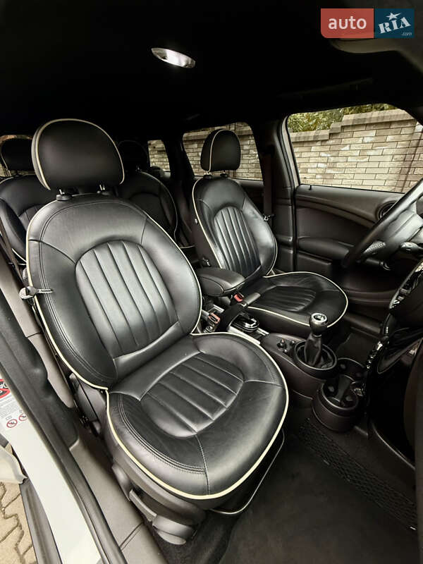 Внедорожник / Кроссовер MINI Countryman 2011 в Черновцах