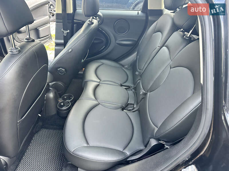 Внедорожник / Кроссовер MINI Countryman 2014 в Киеве