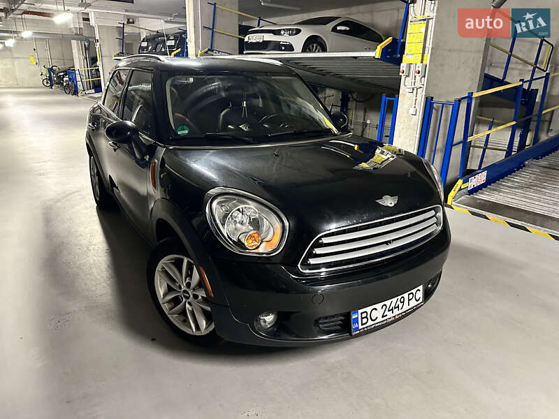 Внедорожник / Кроссовер MINI Countryman 2014 в Киеве