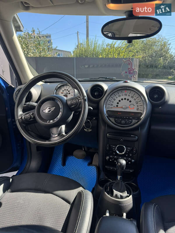 Внедорожник / Кроссовер MINI Countryman 2011 в Киеве фото 13 Внедорожник / Кроссовер MINI Countryman 2011 в Киеве