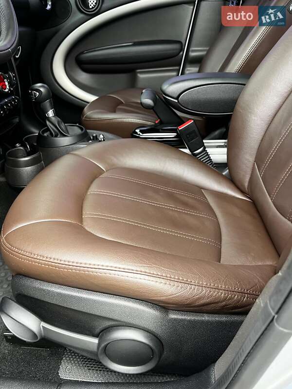 Позашляховик / Кросовер MINI Countryman 2013 в Житомирі фото 38 Позашляховик / Кросовер MINI Countryman 2013 в Житомирі