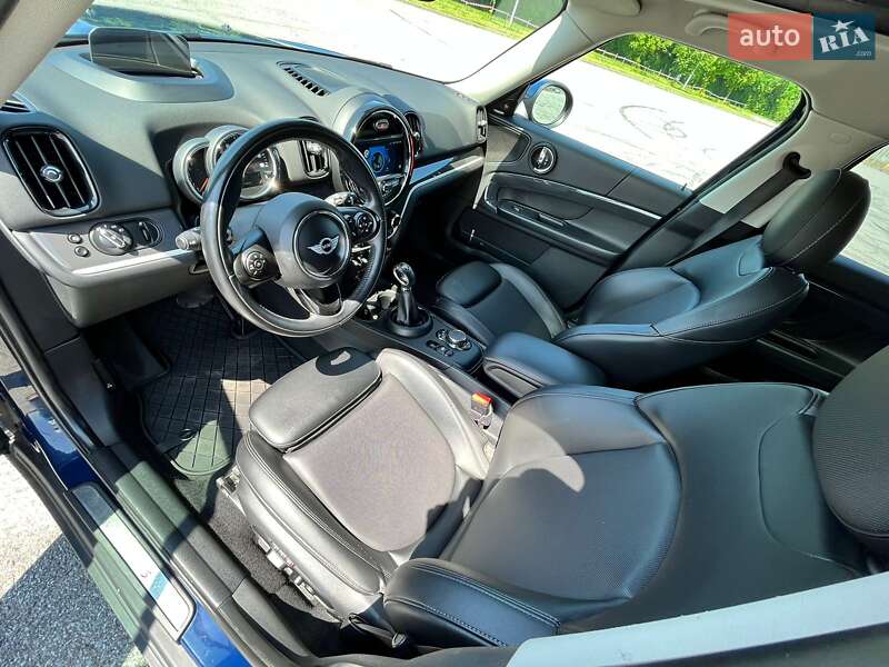 Хэтчбек MINI Countryman 2018 в Киеве