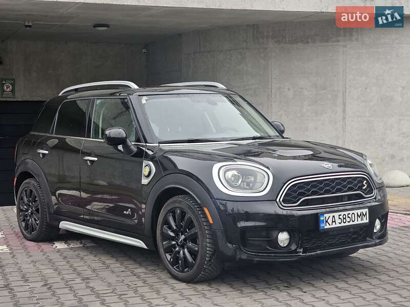 Хетчбек MINI Countryman 2018 в Львові фото Хетчбек MINI Countryman 2018 в Львові