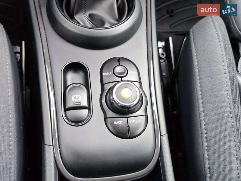 Хэтчбек MINI Countryman 2018 в Ужгороде фото 21 Хэтчбек MINI Countryman 2018 в Ужгороде
