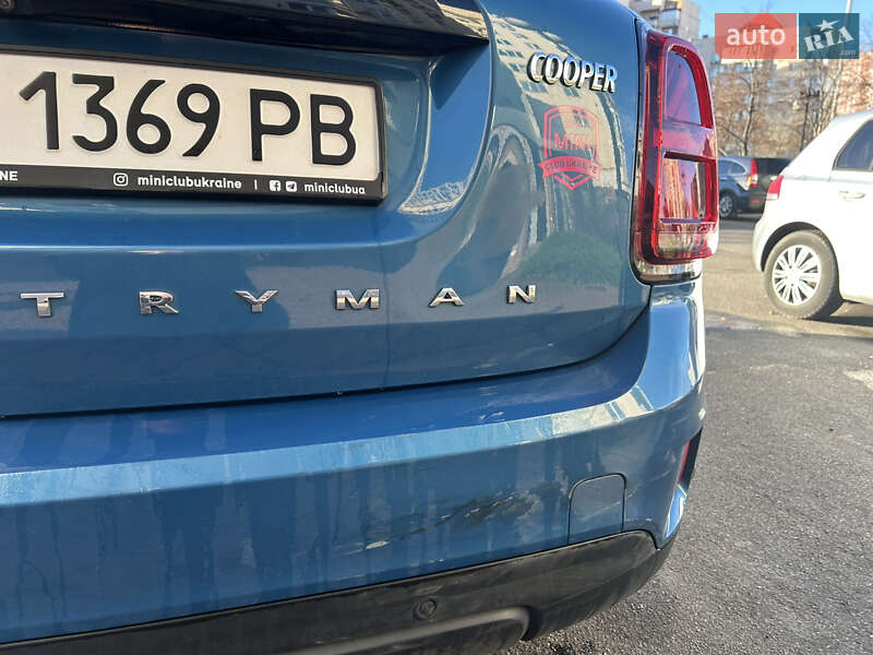 Хэтчбек MINI Countryman 2017 в Киеве