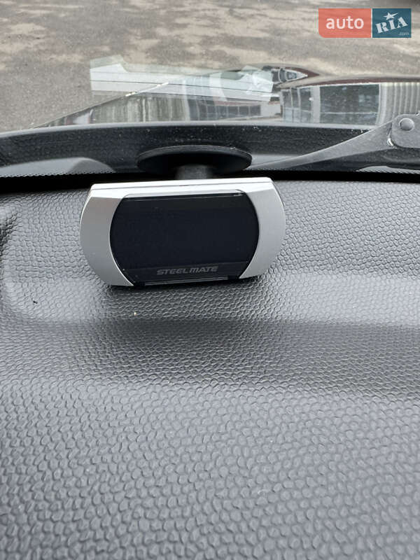 Позашляховик / Кросовер MINI Countryman 2014 в Чернігові фото 35 Позашляховик / Кросовер MINI Countryman 2014 в Чернігові