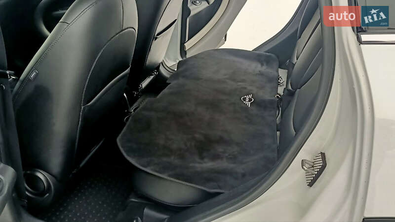 Внедорожник / Кроссовер MINI Countryman 2016 в Днепре фото 18 Внедорожник / Кроссовер MINI Countryman 2016 в Днепре