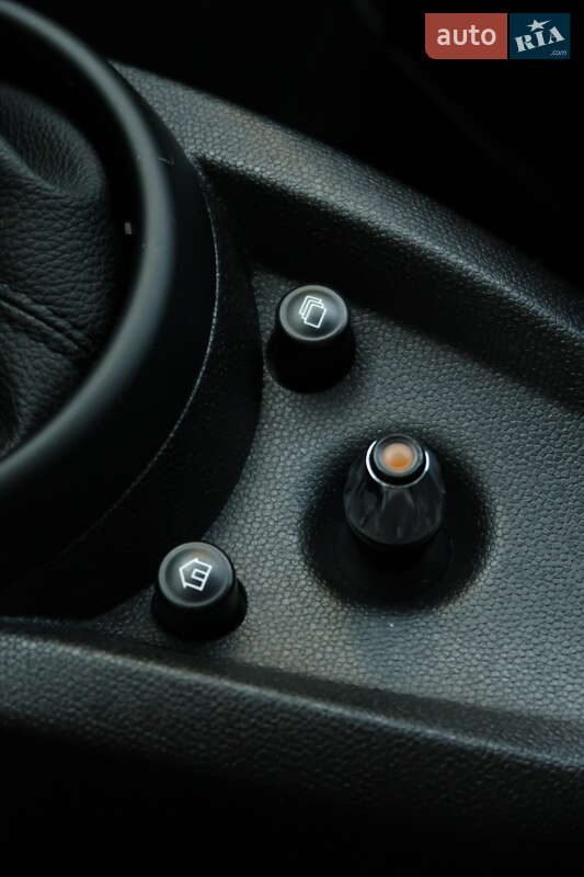 Внедорожник / Кроссовер MINI Countryman 2014 в Ровно