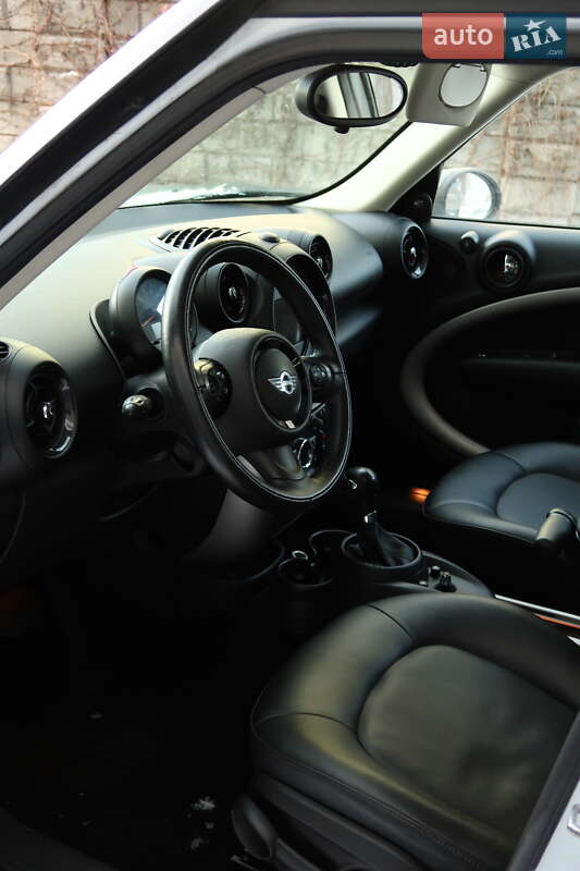 Внедорожник / Кроссовер MINI Countryman 2014 в Ровно