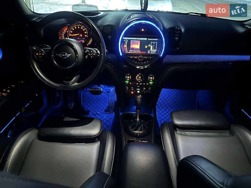 Хэтчбек MINI Countryman 2017 в Каменец-Подольском фото 110 Хэтчбек MINI Countryman 2017 в Каменец-Подольском