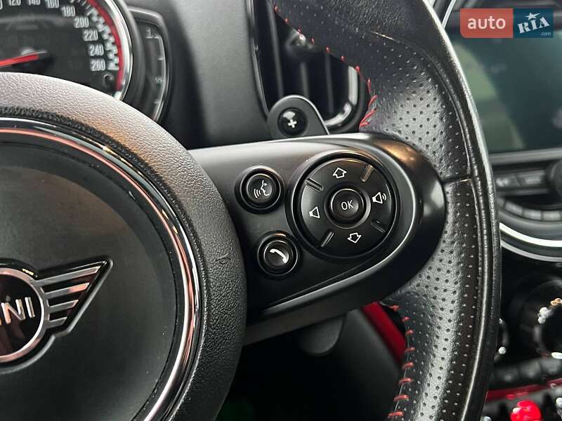 Хэтчбек MINI Countryman 2019 в Киеве