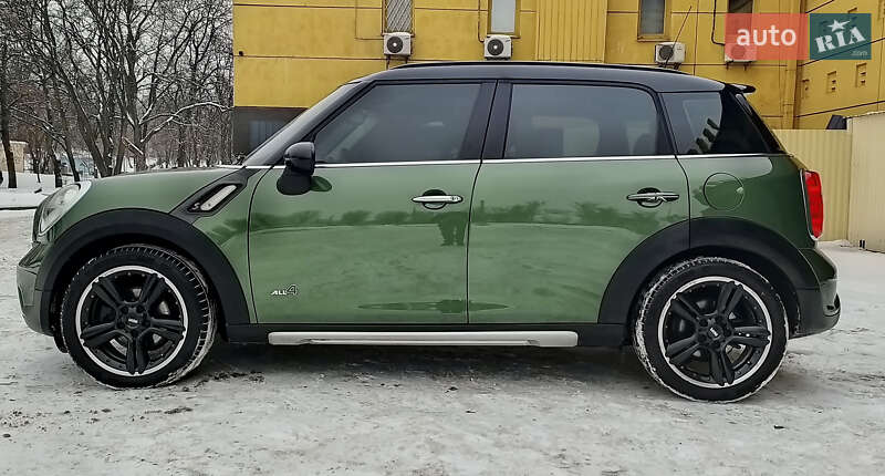Внедорожник / Кроссовер MINI Countryman 2015 в Киеве фото 10 Внедорожник / Кроссовер MINI Countryman 2015 в Киеве