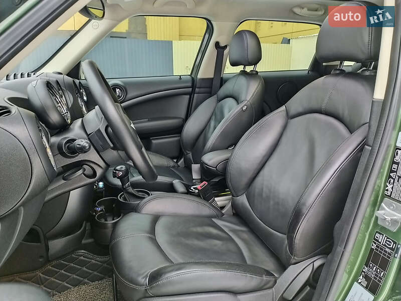 Внедорожник / Кроссовер MINI Countryman 2015 в Киеве фото 13 Внедорожник / Кроссовер MINI Countryman 2015 в Киеве