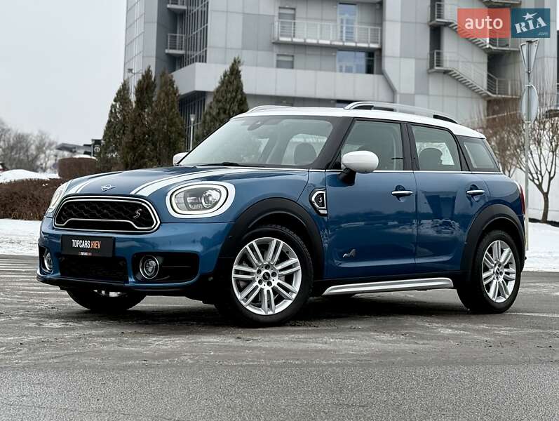 Хэтчбек MINI Countryman 2019 в Киеве фото 8 Хэтчбек MINI Countryman 2019 в Киеве