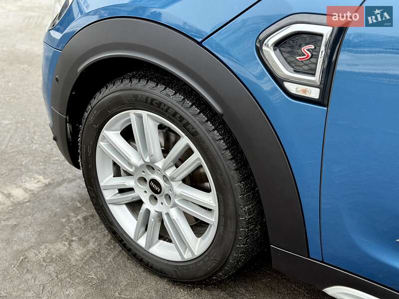 Хэтчбек MINI Countryman 2019 в Киеве фото 32 Хэтчбек MINI Countryman 2019 в Киеве