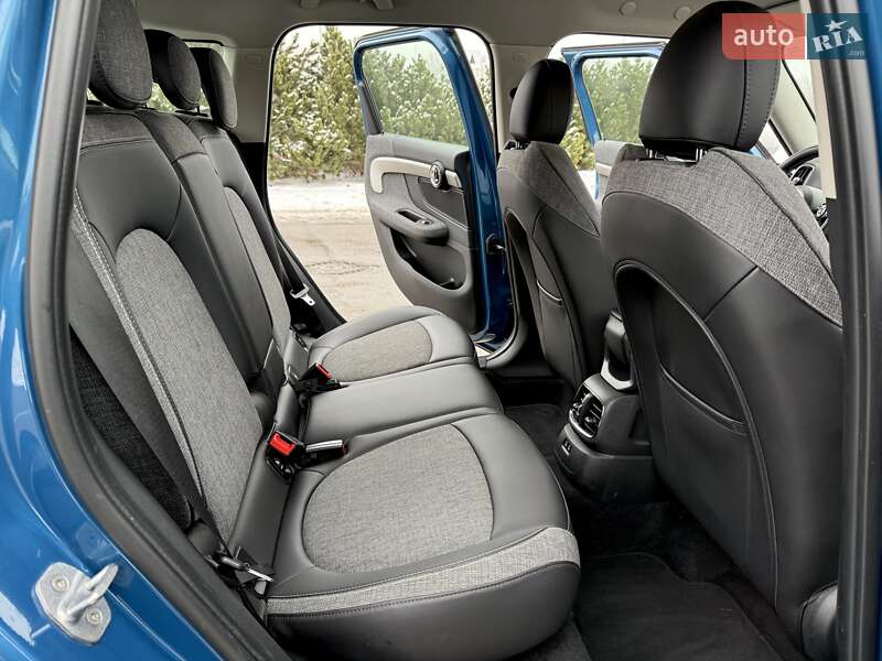 Хэтчбек MINI Countryman 2019 в Киеве фото 48 Хэтчбек MINI Countryman 2019 в Киеве