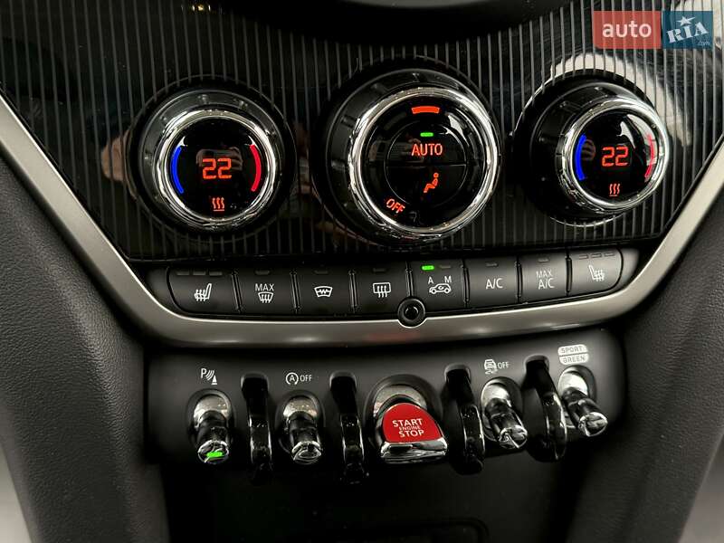 Хэтчбек MINI Countryman 2019 в Киеве фото 72 Хэтчбек MINI Countryman 2019 в Киеве