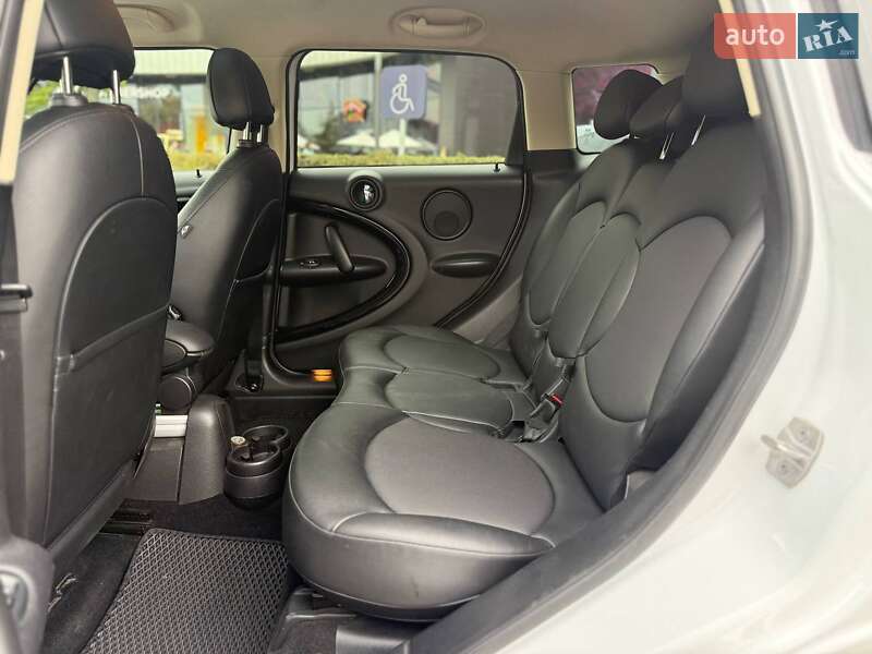 Позашляховик / Кросовер MINI Countryman 2015 в Києві