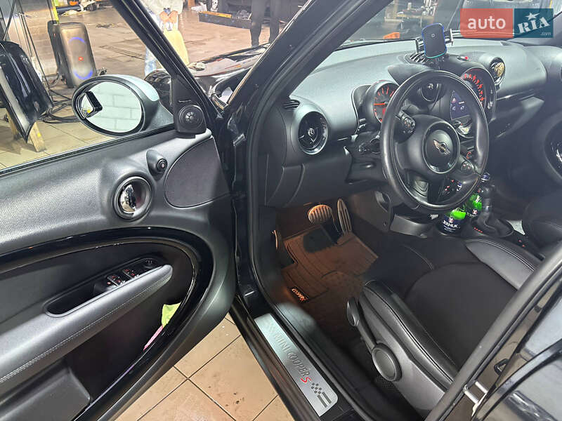 Позашляховик / Кросовер MINI Countryman 2016 в Києві