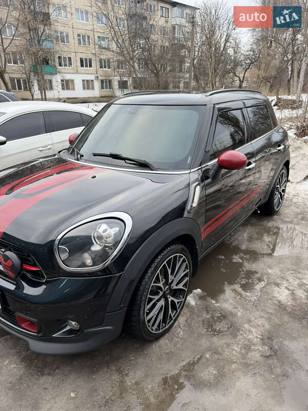 Внедорожник / Кроссовер MINI Countryman 2015 в Киеве