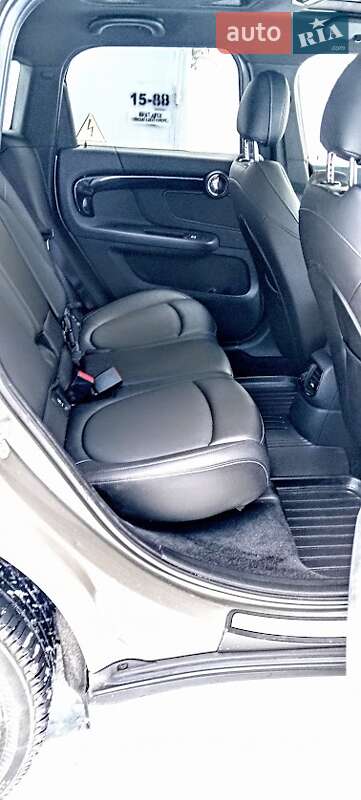 Хэтчбек MINI Countryman 2017 в Киеве