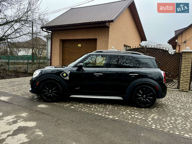 Хетчбек MINI Countryman 2018 в Сваляві