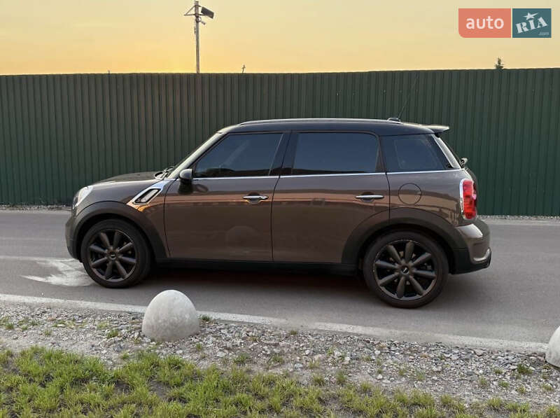 Внедорожник / Кроссовер MINI Countryman 2014 в Киеве