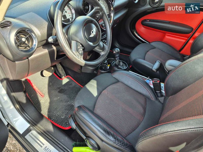 Внедорожник / Кроссовер MINI Countryman 2013 в Краснограде фото 5 Внедорожник / Кроссовер MINI Countryman 2013 в Краснограде