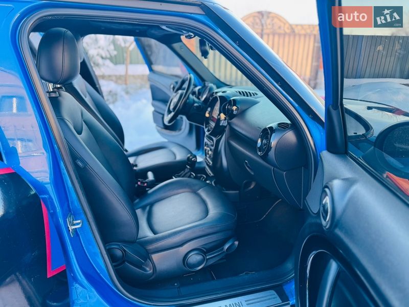 Внедорожник / Кроссовер MINI Countryman 2013 в Ромнах