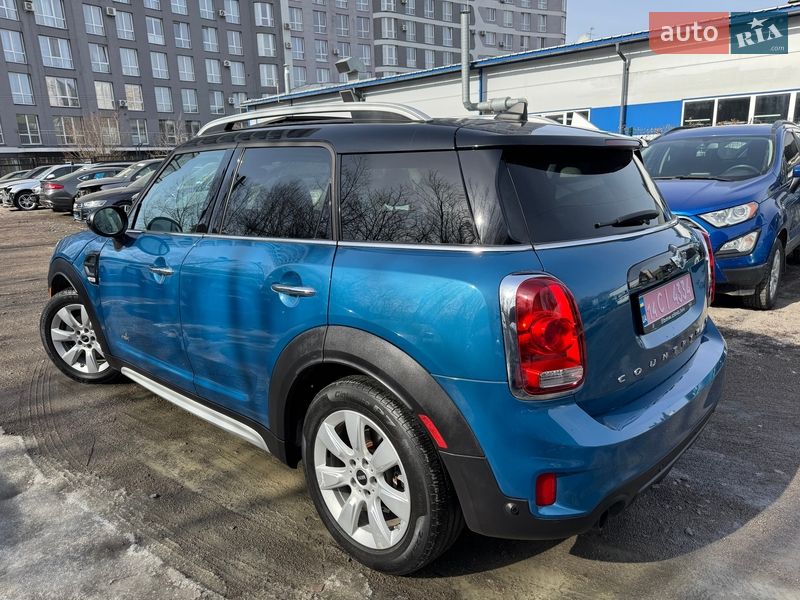 Хэтчбек MINI Countryman 2018 в Львове