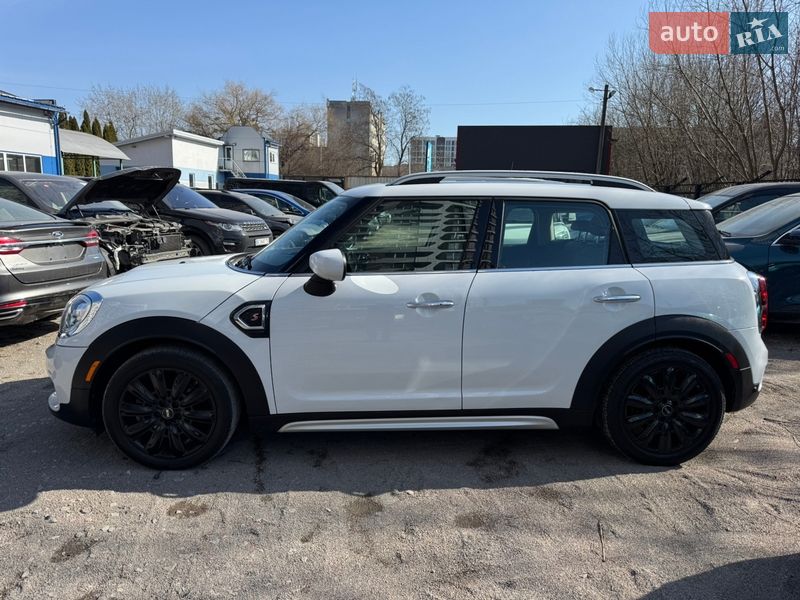 Хэтчбек MINI Countryman 2019 в Львове