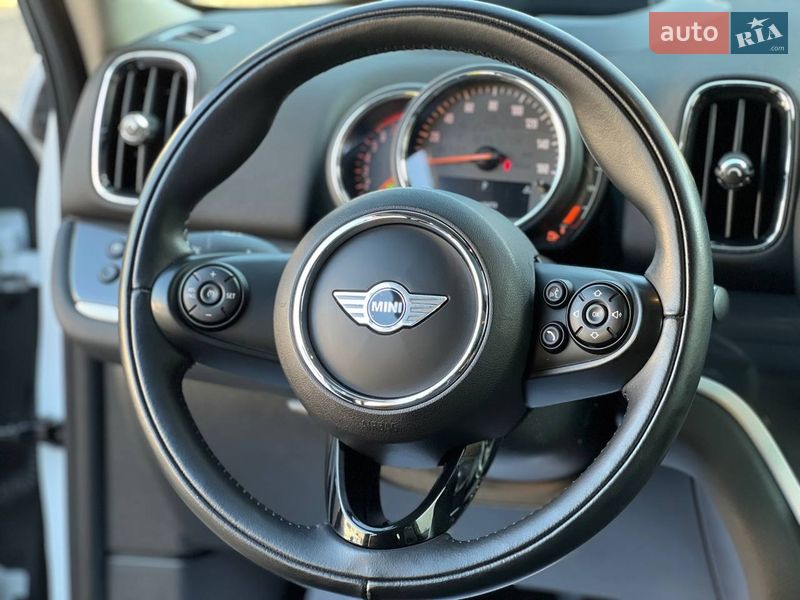 Хэтчбек MINI Countryman 2017 в Одессе