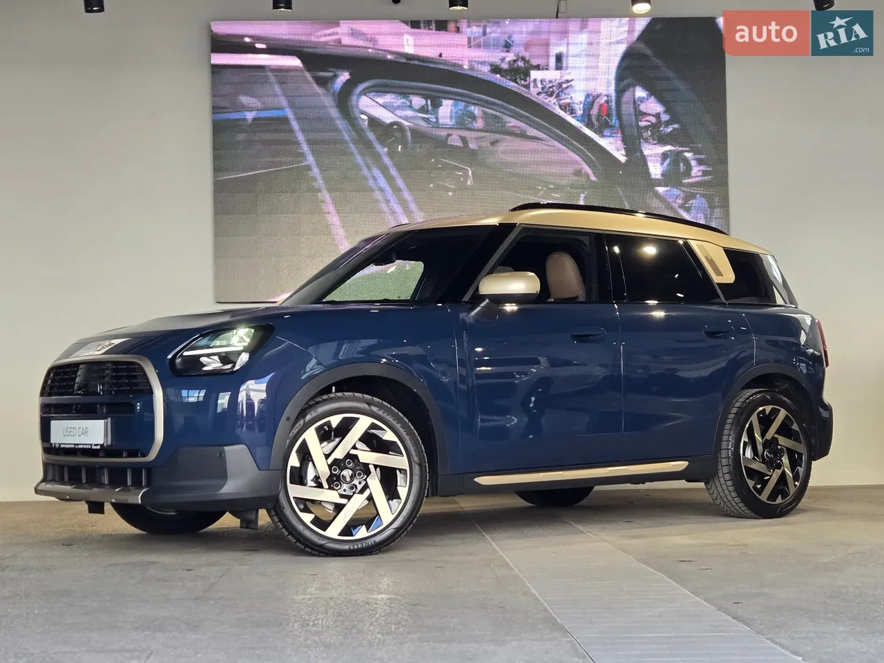 2024 BMW iX2 - мініатюра 30