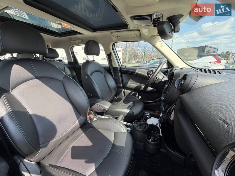 Позашляховик / Кросовер MINI Countryman 2016 в Луцьку