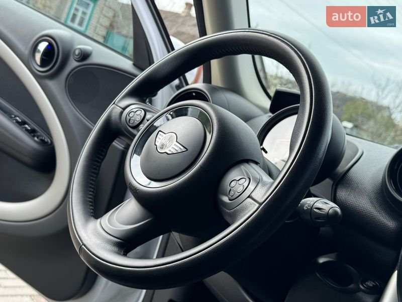 Позашляховик / Кросовер MINI Countryman 2016 в Дніпрі