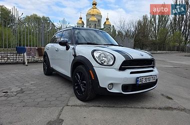 Позашляховик / Кросовер MINI Countryman 2016 в Дніпрі