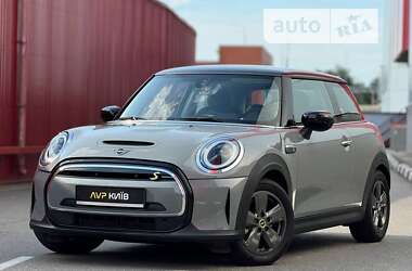 Хэтчбек MINI Electric 2022 в Киеве