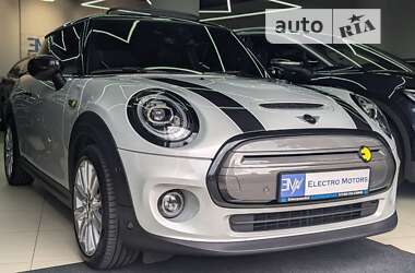 Хэтчбек MINI Electric 2020 в Киеве