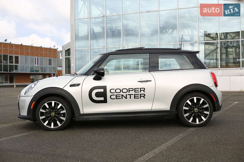 Хэтчбек MINI Electric 2021 в Киеве