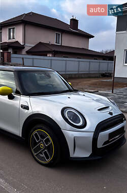Хэтчбек MINI Electric 2021 в 