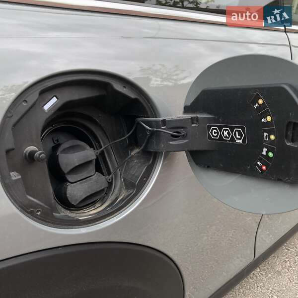 Хэтчбек MINI Electric 2022 в Киеве