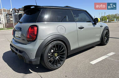 Хэтчбек MINI Electric 2021 в Киеве