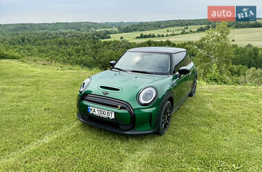 Хэтчбек MINI Electric 2021 в Киеве