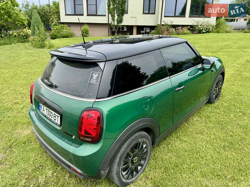 Хэтчбек MINI Electric 2021 в Киеве