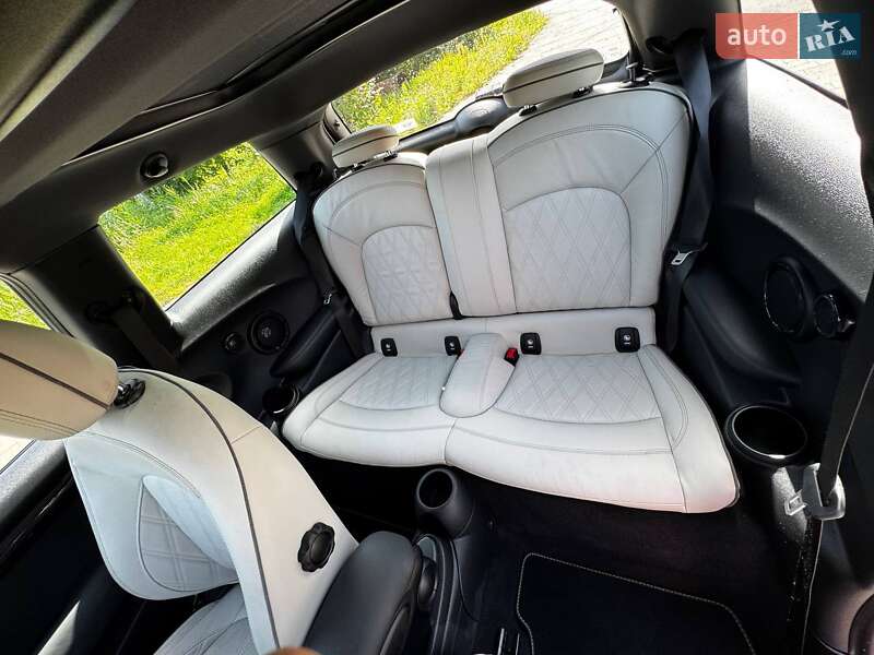 Хэтчбек MINI Electric 2021 в Львове