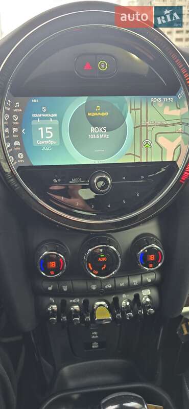 Хэтчбек MINI Electric 2023 в Киеве