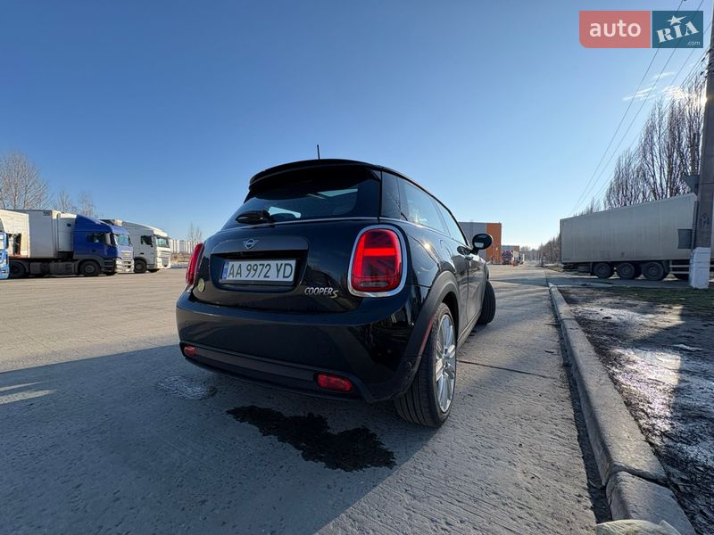 Хэтчбек MINI Electric 2020 в Киеве