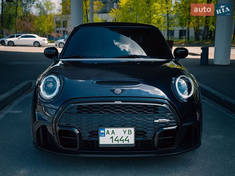 Хэтчбек MINI Electric 2021 в Киеве Хэтчбек MINI Electric 2021 в Киеве